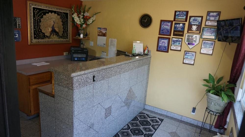 Muir Lodge Motel Martinez Extérieur photo
